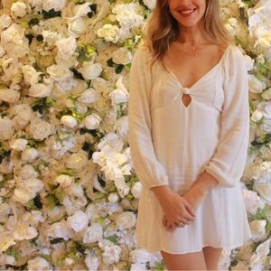 Nordstrom Cream Long Sleeve V-Neck Tie Front Mini Dress
